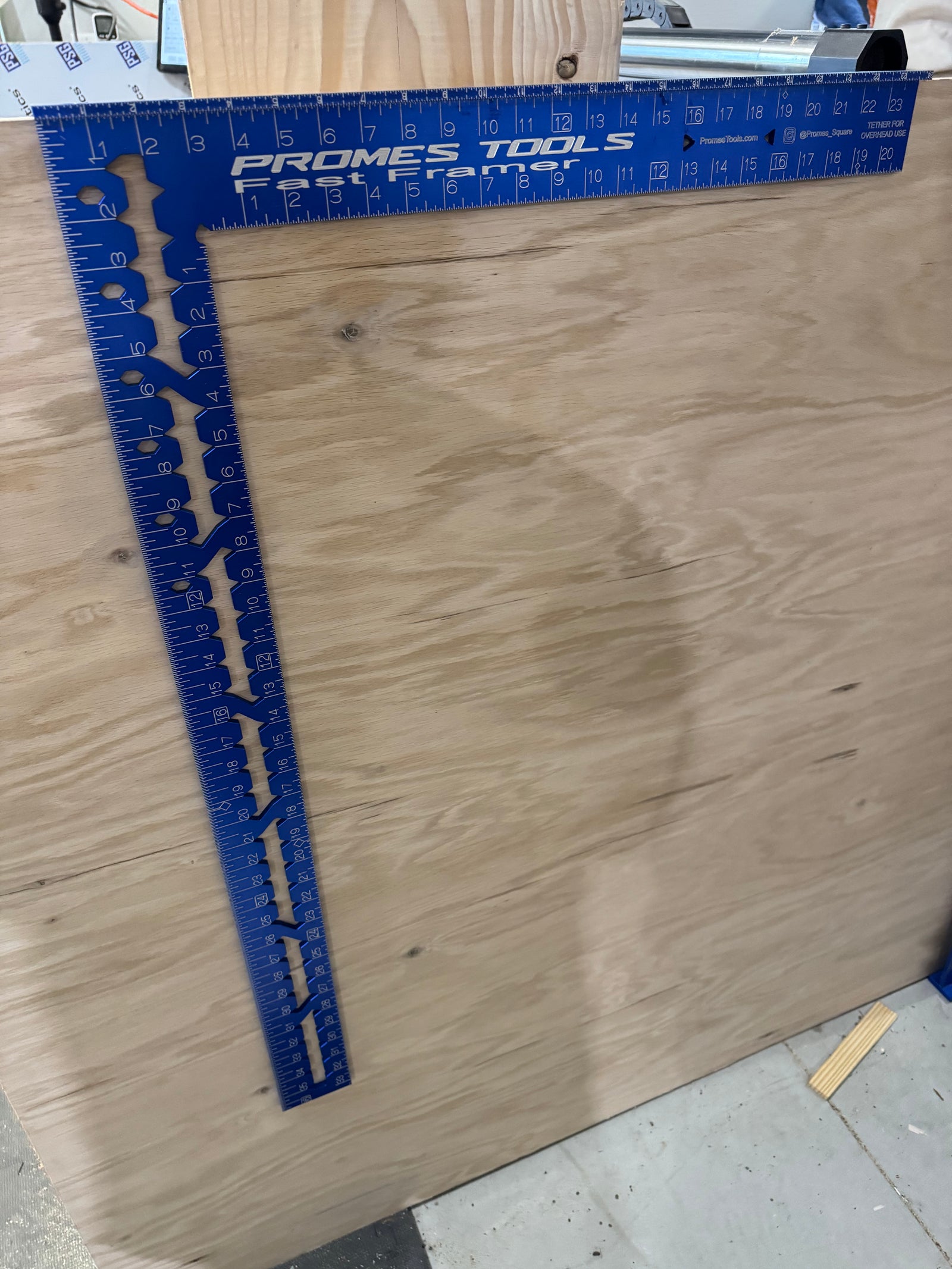 24 by 36 inch Promes Fast Framer