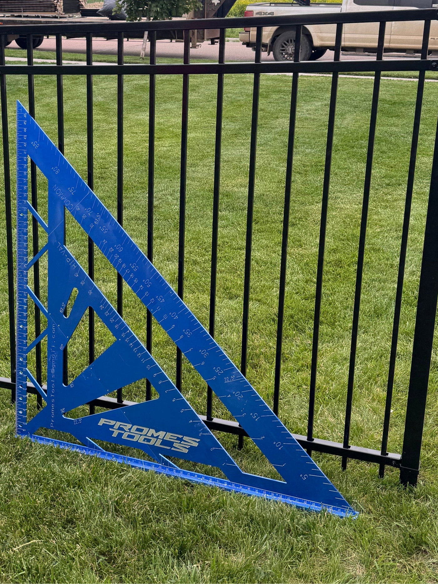 Patent-pending modular 48-inch Promes square